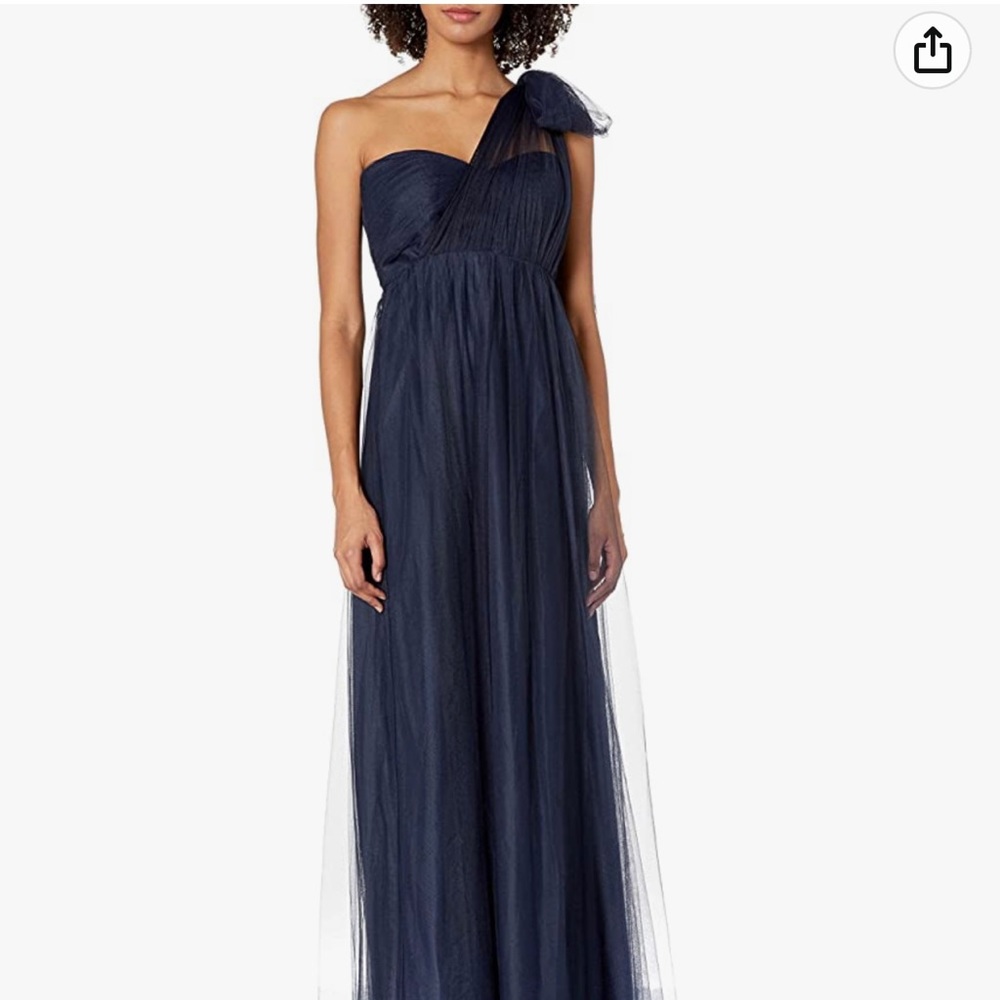 Dress - Picture 8 of 8